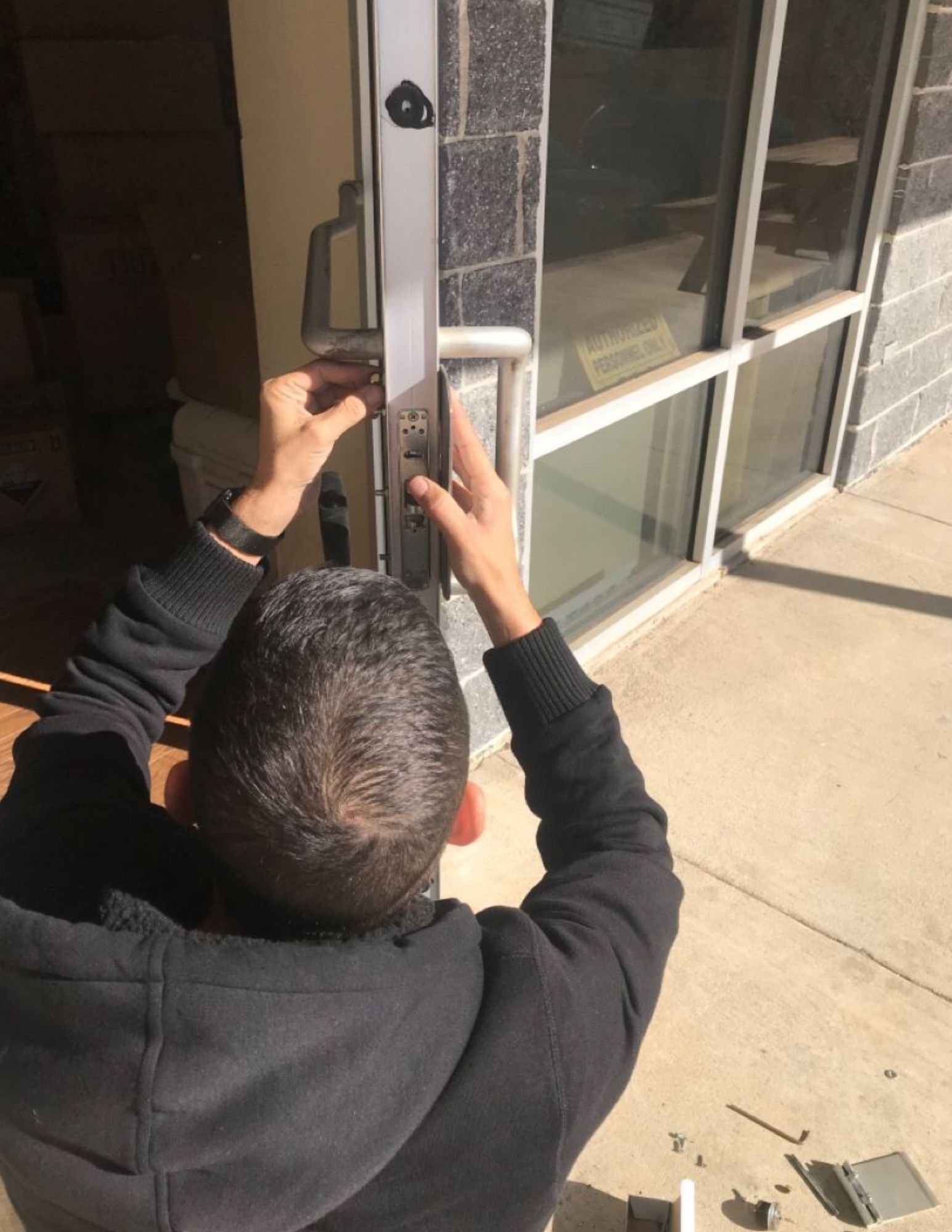 COMMERCIAL LOCKSMITH SERVICES IN WILLIS, TX
