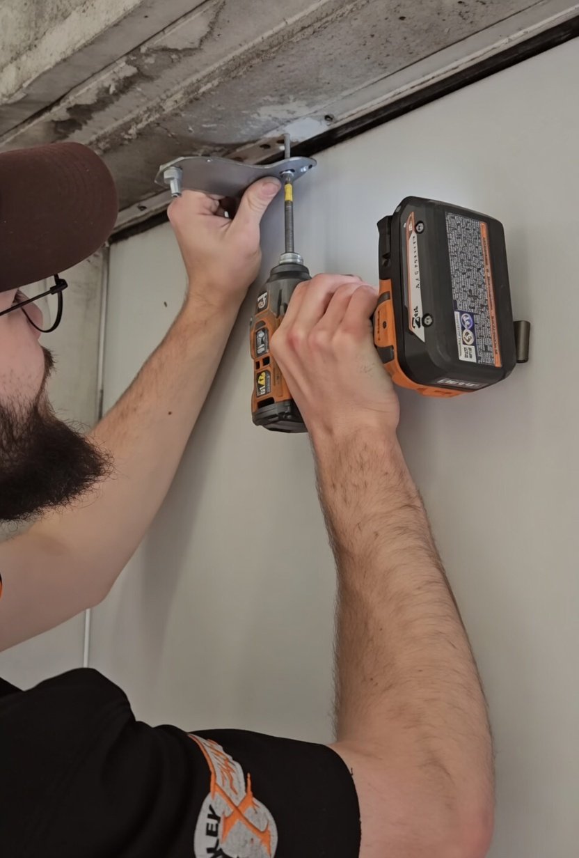 Mobile keysmith van equipped with advanced locksmith tools and equipment<br />
